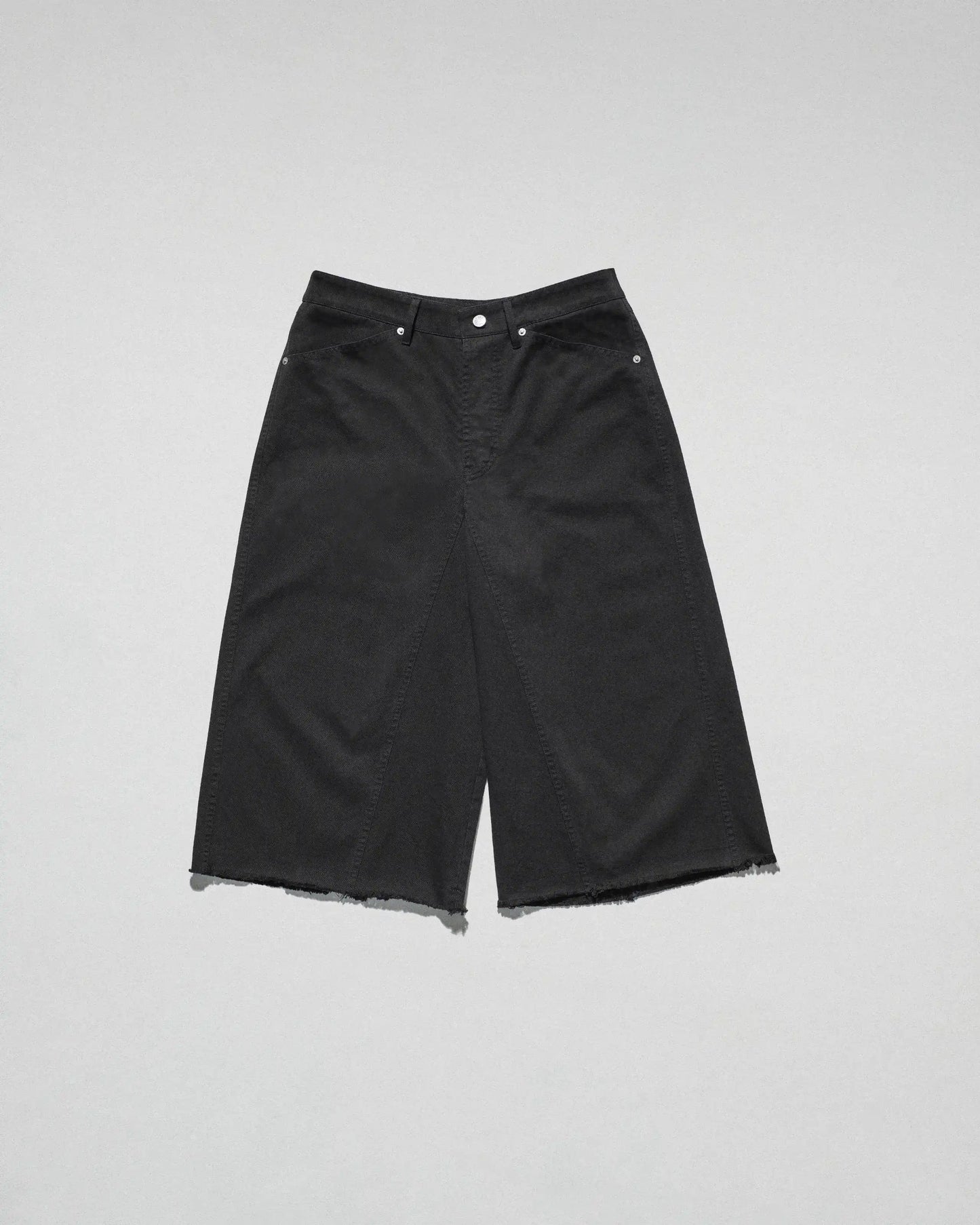 Gama Shorts